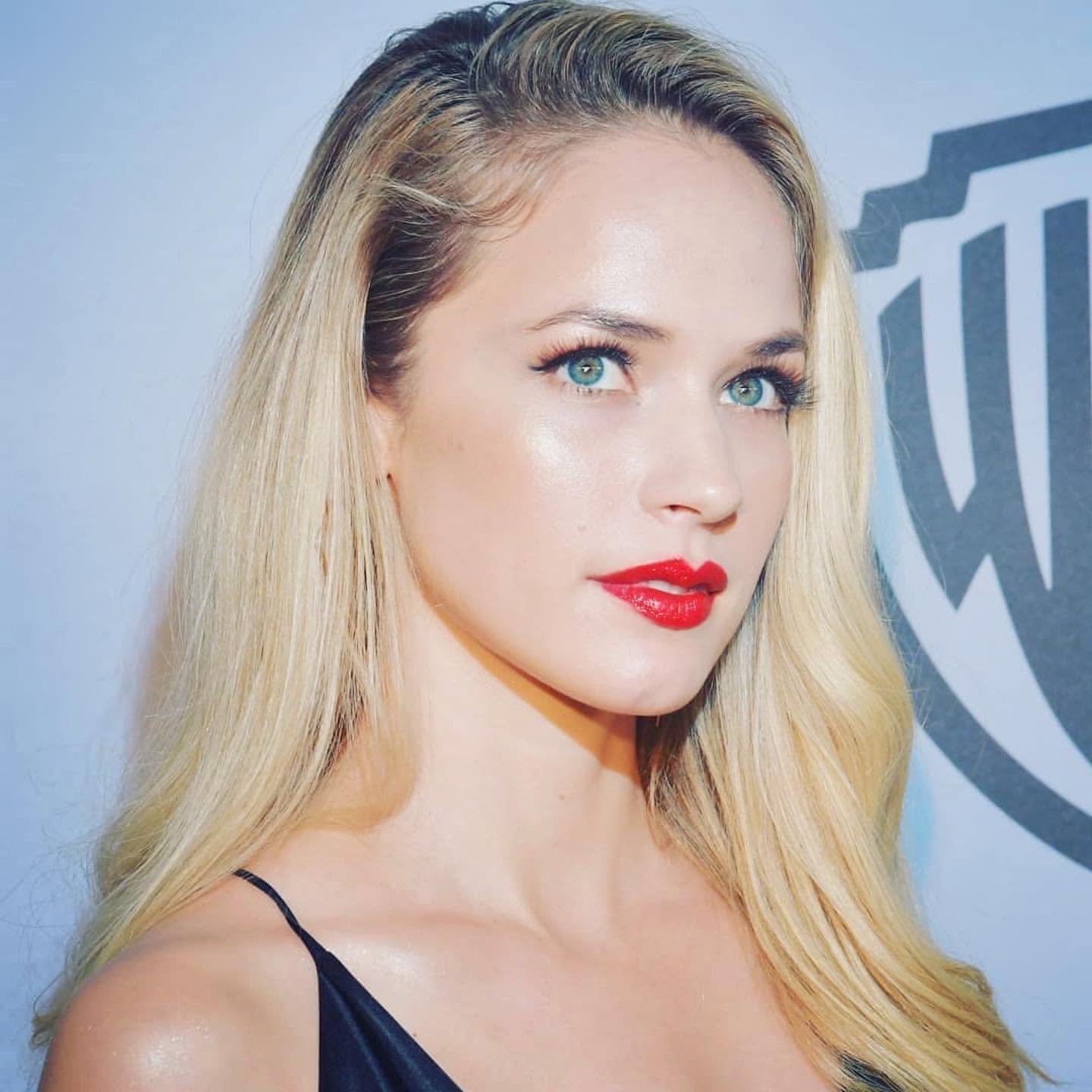 Who is Alexis Knapp? Bio, Age, Career, Net Worth & More 2026