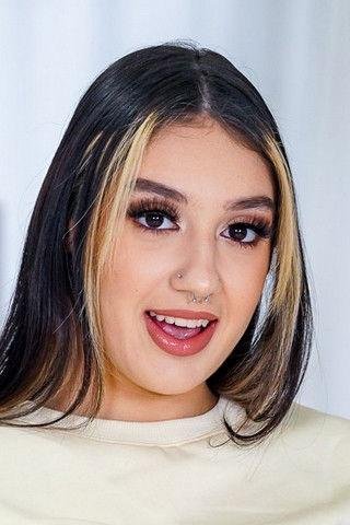 Who is Violet Gems? Bio, Age, Career, Height & Net Worth?