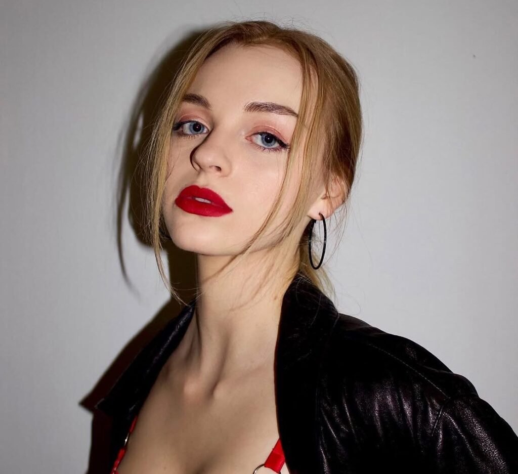 Who is Olivia Rose Keegan? Bio, Age, Height, Career & Net Worth 2026