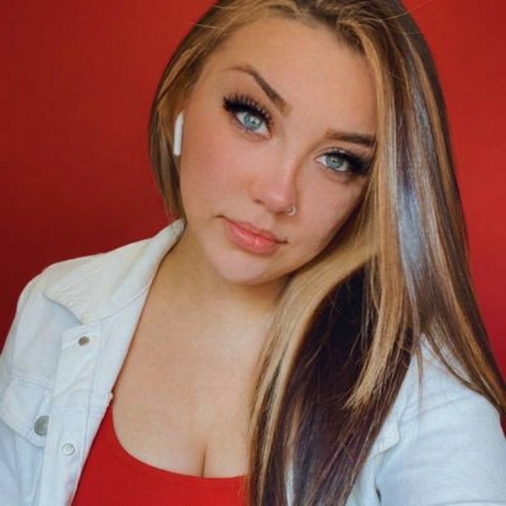 Who is Becky Crocker? Bio, Age, Net Worth & Career 2026