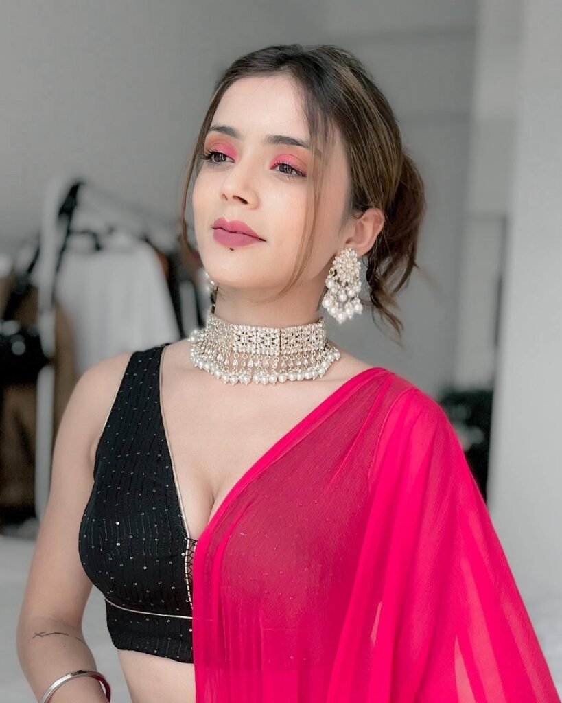 Who is Niharika Tiwari? Bio, Age, Boyfriend, Career & Net Worth 2026