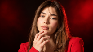 Who is Anna Ralphs? Bio, Age, Net Worth, Height, Husband & Career 2026