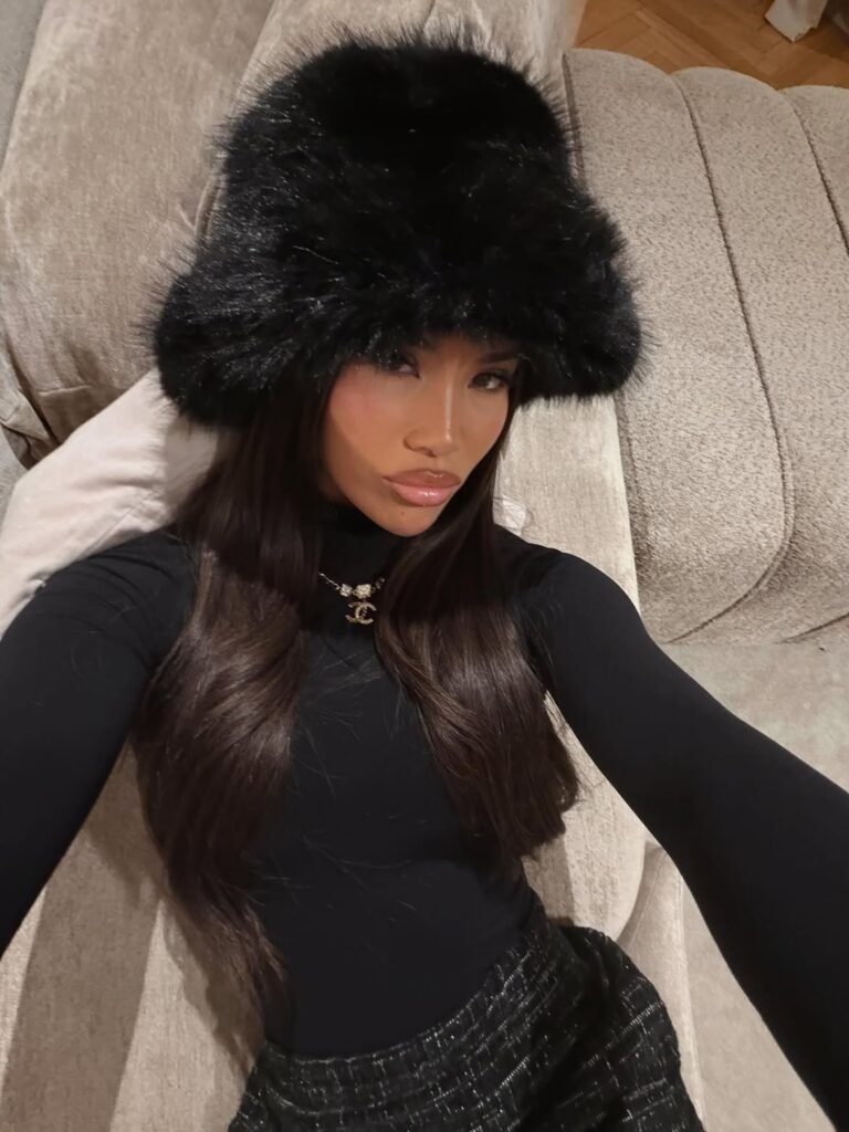 Who is Samantha Rayner? Bio, Age, Family, Net Worth & Career 2026