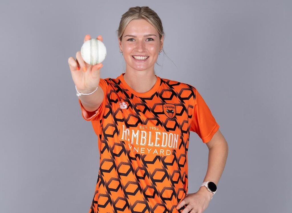 Who is Lauren Bell? Bio, Age, Boyfriend, Family, Height & Net Worth 2026